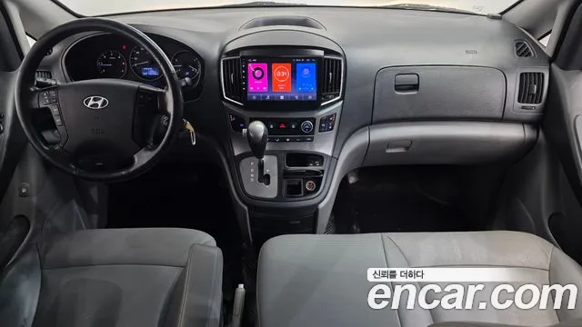 Hyundai Starex 2017 — фото 10