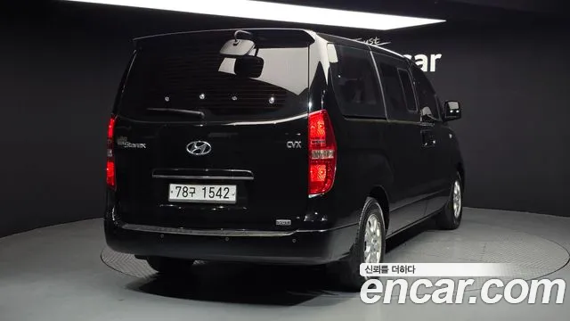 Hyundai Starex 2013 — фото 2
