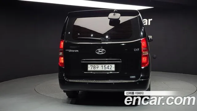 Hyundai Starex 2013 — фото 4