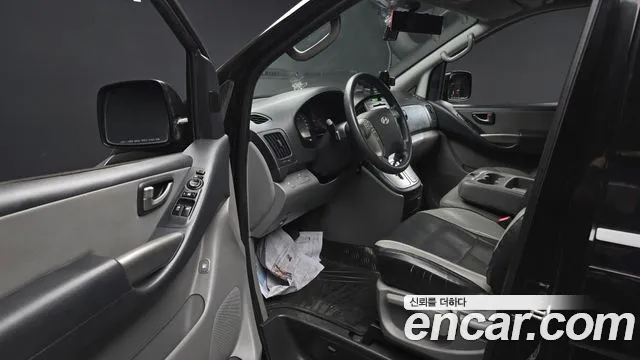 Hyundai Starex 2013 — фото 13