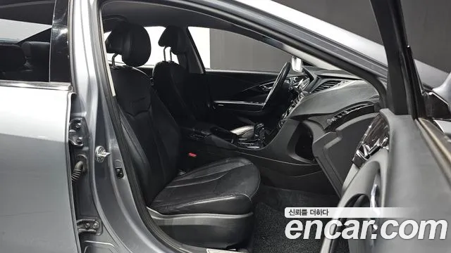 Hyundai Grandeur 2015 — фото 10