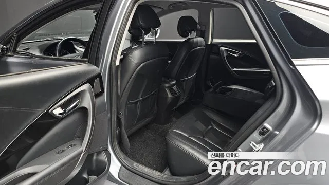 Hyundai Grandeur 2015 — фото 12