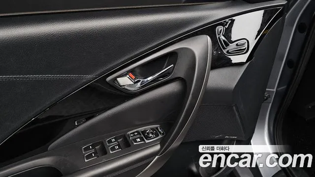 Hyundai Grandeur 2015 — фото 17