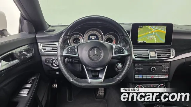 Mercedes-Benz CLS-Class 2016 — фото 13