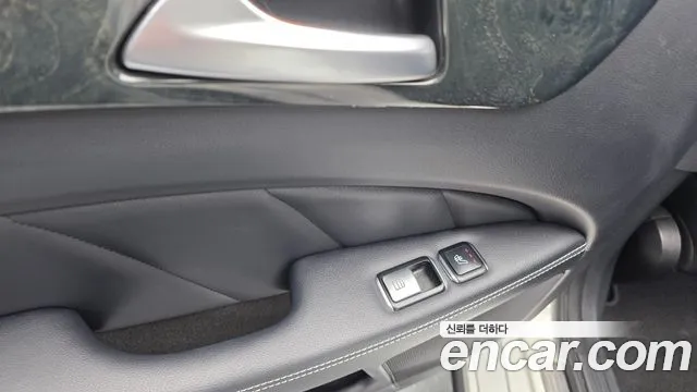 Mercedes-Benz CLS-Class 2016 — фото 18