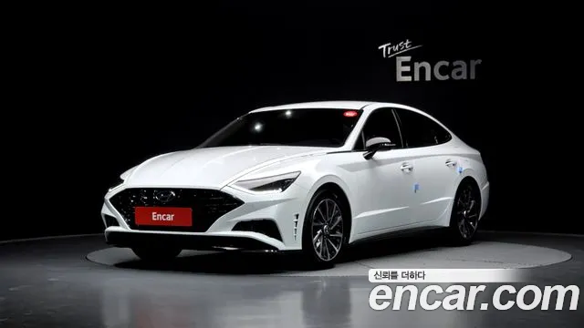 Hyundai Sonata 2022 — фото 1