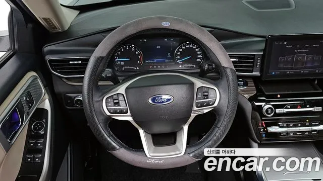 Ford Explorer 2022 — фото 13