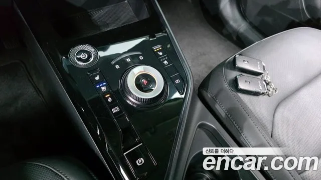 Kia Niro 2024 — фото 12