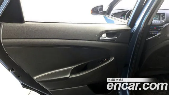 Hyundai Tucson 2016 — фото 15