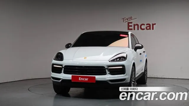 Porsche Cayenne 2021 — фото 2