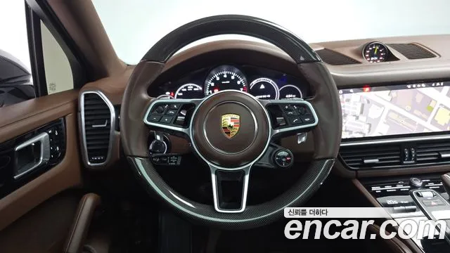 Porsche Cayenne 2021 — фото 18