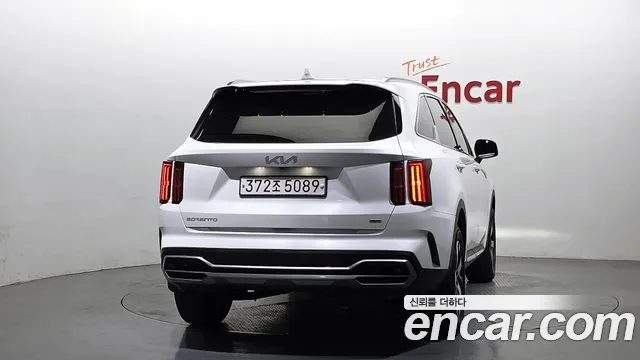 Kia Sorento 2023 — фото 4