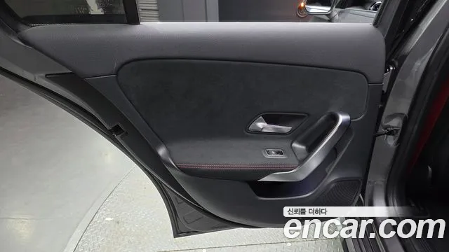 Mercedes-Benz A-Class 2021 — фото 15