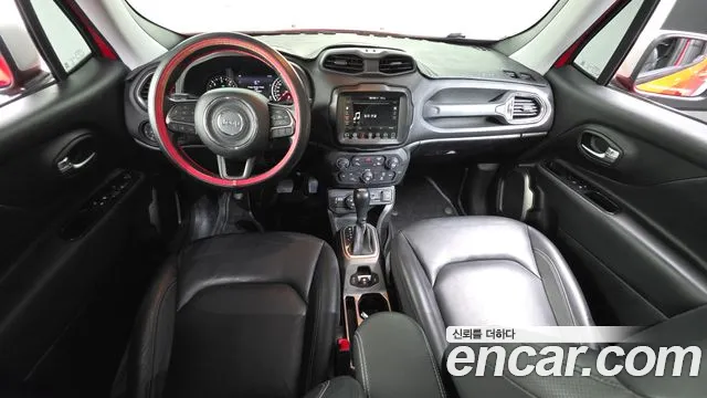 Jeep Renegade 2018 — фото 10