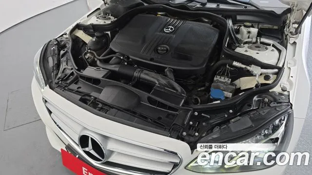 Mercedes-Benz E-Class 2015 — фото 6