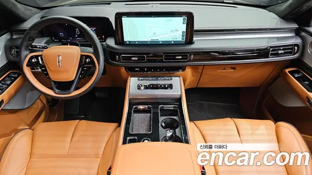 Lincoln Aviator 2025 — фото 10