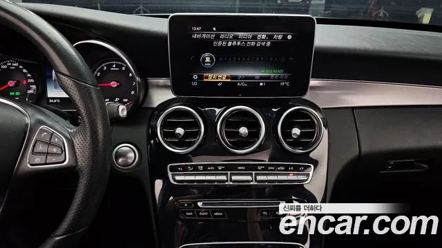 Mercedes-Benz C-Class 2018 — фото 14