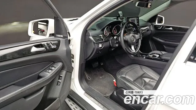 Mercedes-Benz GLS-Class 2018 — фото 11