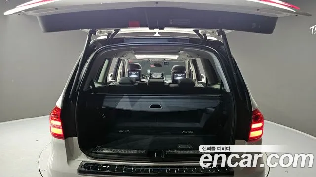 Mercedes-Benz GLS-Class 2018 — фото 20