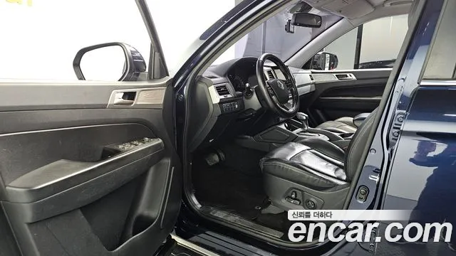 KG_Mobility_Ssangyong Rexton 2019 — фото 10