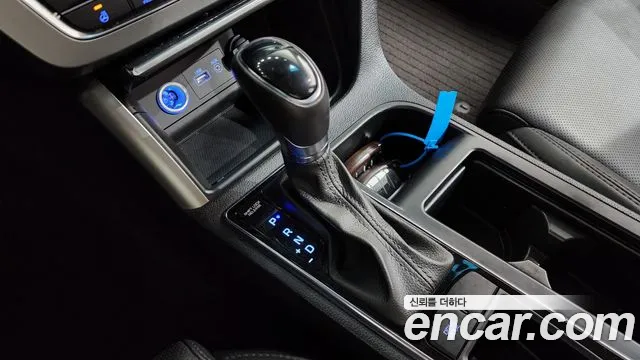 Hyundai Sonata 2016 — фото 12