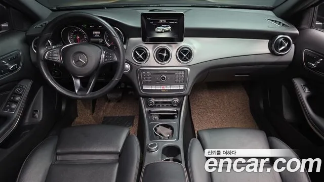 Mercedes-Benz GLA-Class 2019 — фото 10