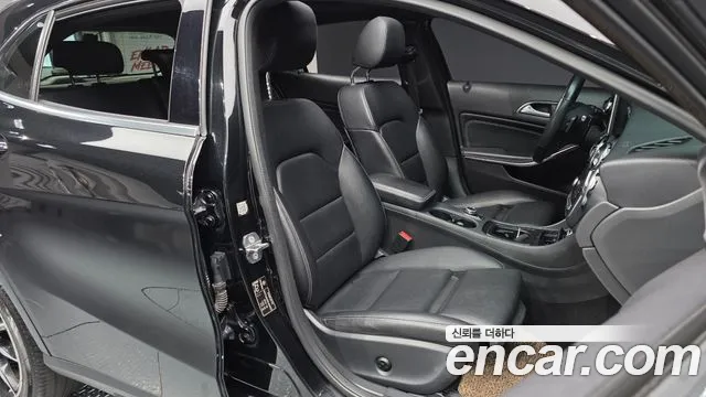 Mercedes-Benz GLA-Class 2019 — фото 18