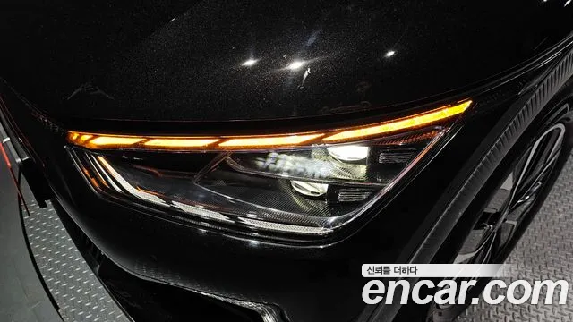 Kia EV6 2023 — фото 8