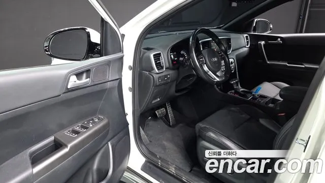 Kia Sportage 2021 — фото 10