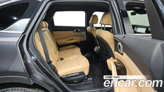 Kia Sorento 2022 — фото 18