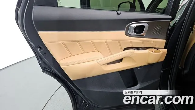 Kia Sorento 2022 — фото 15