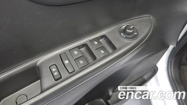 ChevroletGMDaewoo Spark 2017 — фото 13