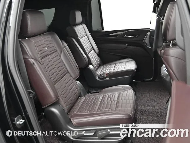 Cadillac Escalade 2023 — фото 12