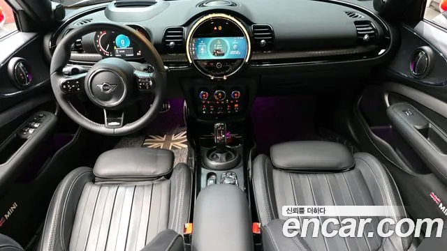 Mini Clubman 2023 — фото 10