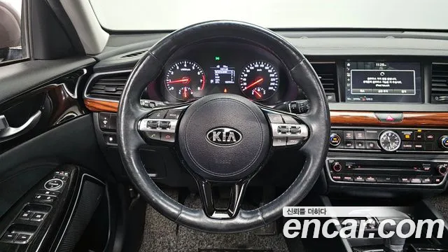 Kia K7 2016 — фото 13