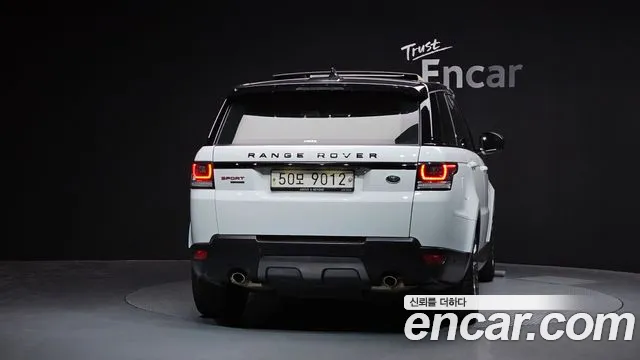 Land Rover Range Rover Sport 2017 — фото 4