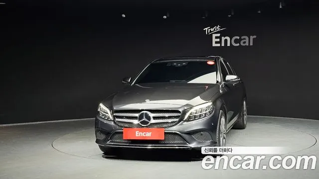 Mercedes-Benz C-Class 2020 — фото 3