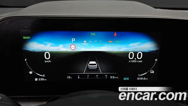 Kia Niro 2022 — фото 8