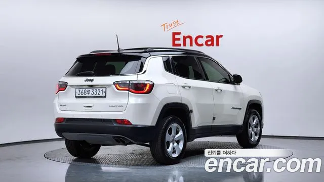 Jeep Compass 2019 — фото 2