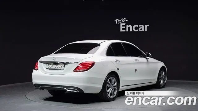 Mercedes-Benz C-Class 2016 — фото 2
