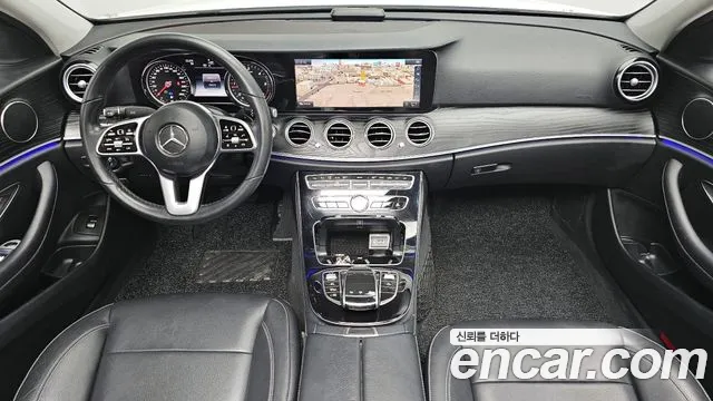 Mercedes-Benz E-Class 2019 — фото 10