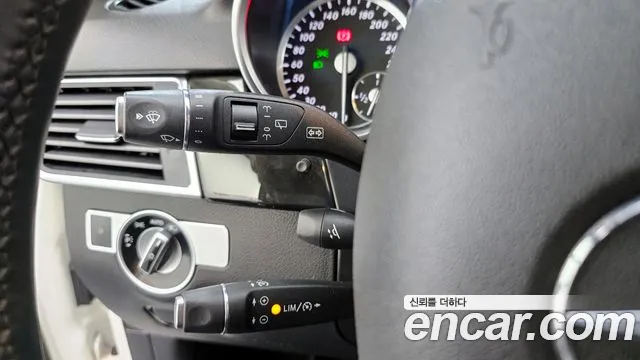 Mercedes-Benz M-class 2015 — фото 17