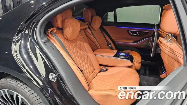 Mercedes-Benz S-Class 2022 — фото 12