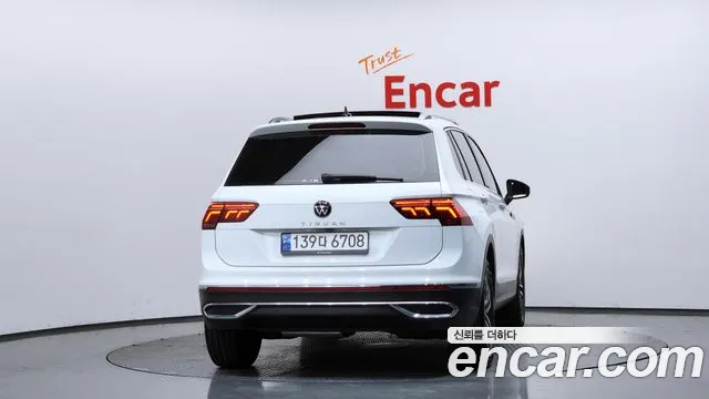 Volkswagen Tiguan 2023 — фото 4