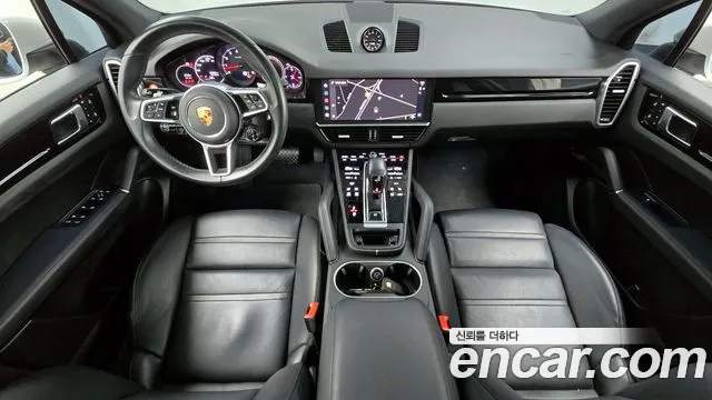 Porsche Cayenne 2023 — фото 10