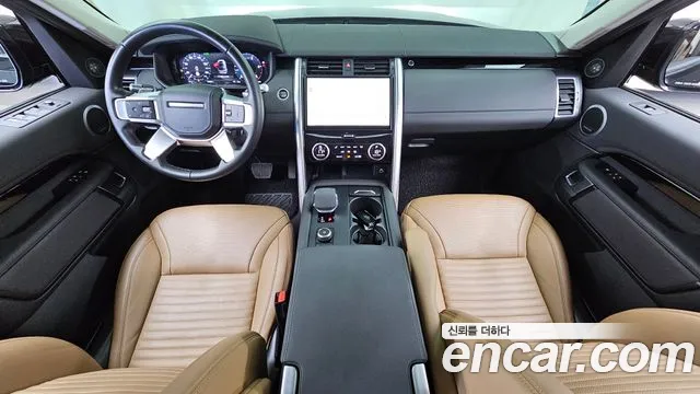 Land Rover Discovery 2022 — фото 10