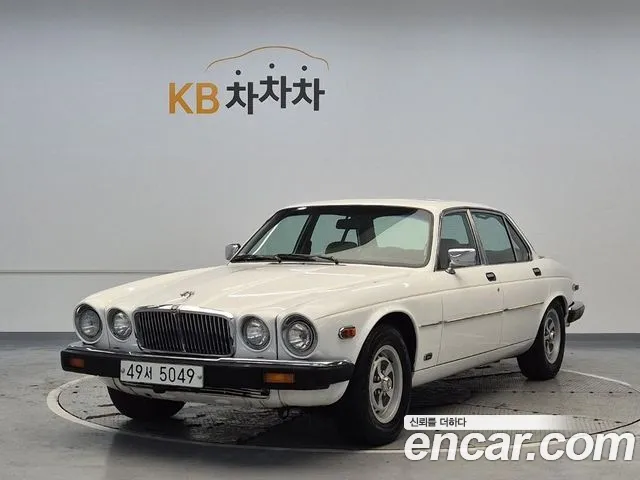 Jaguar XJ 1986 — фото 1