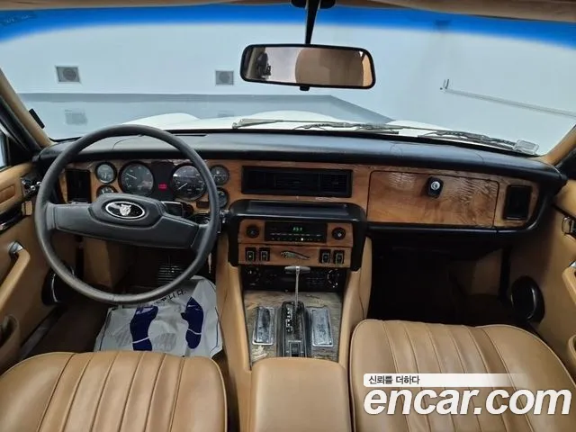 Jaguar XJ 1986 — фото 12