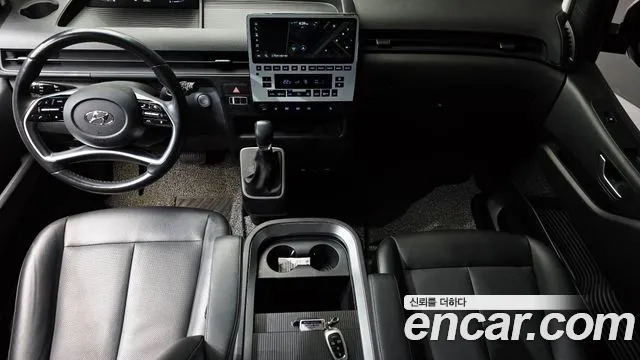 Hyundai Staria 2022 — фото 10