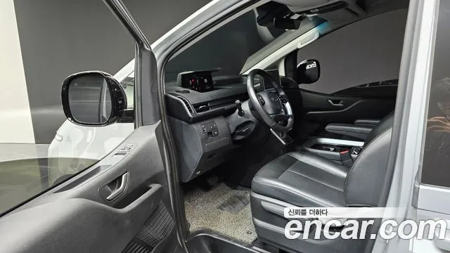 Hyundai Staria 2022 — фото 13